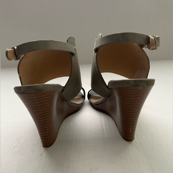 CL by Laundry Baja Sandals - Picture 5 of 9